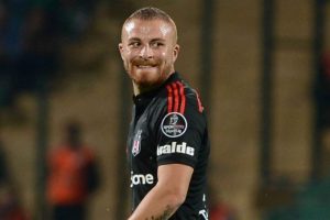 Beşiktaş'ta G&ouml;khan T&ouml;re şoku!
