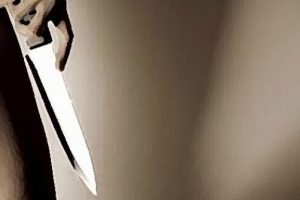 Bir kadın cinayeti daha: 20 bı&ccedil;ak darbesi
