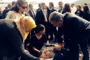 Bakanın konvoyunda kaza: 6 yaralı