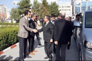 Bakan Yılmaz Van'da