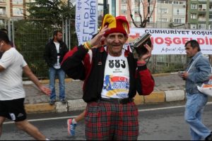 Cumhuriyet koşusunda 87'lik atlet