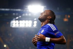 Drogba golle tanıştı