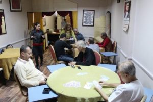 Eşi cezaevine girince hayatı değişti ! Kocasının kahvesini o işletiyor...