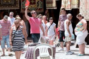 Muğla'ya gelen turistin y&uuml;zde 42'si ingiliz