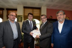 Bursa M&Uuml;SİAD, havaalanının kargo u&ccedil;aklarına a&ccedil;ılmasını istiyor