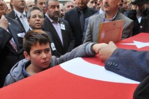 Şehit Er Ramazan K&ouml;se, Bor&ccedil;ka'da g&ouml;zyaşlarıyla uğurlandı