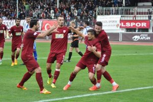 İneg&ouml;lspor'da y&uuml;zler g&uuml;l&uuml;yor