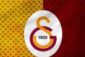 Galatasaray kampa girdi