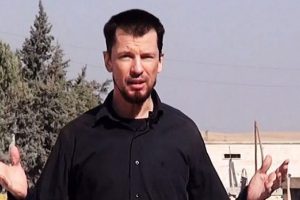 IŞİD esir İngiliz gazeteciye Kobani'de haber yaptırdı