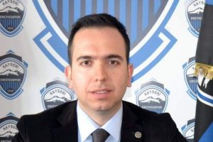 Erciyes'te y&uuml;zler g&uuml;l&uuml;yor