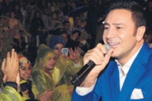 Yağmur vız geldi...