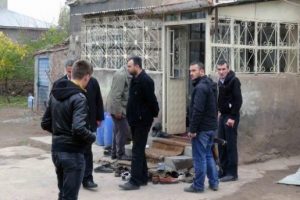 Evinde misafir ettiği Hintli &ouml;ld&uuml;!