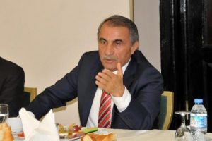 Vali: 'Devlete maliyetim 100 bin lira, bunun &uuml;zerinde iş &uuml;retmeliyim'