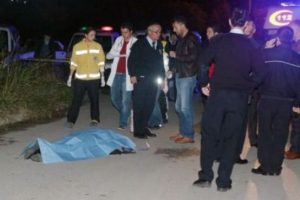 Oğlunu rahatsız eden torununu &ouml;ld&uuml;rd&uuml;