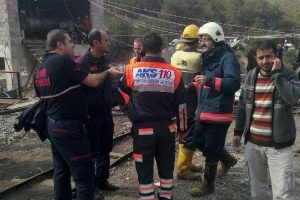 İzmir'den Ermenek'e 2 su tahliye aracı