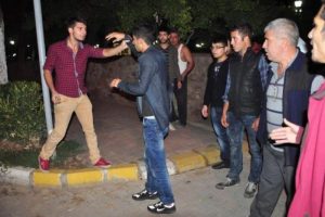 Hırsızlık ş&uuml;phelisini d&ouml;vd&uuml;ler!