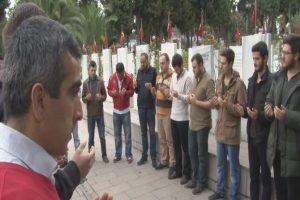 Otomobil tutkunları şehitleri unutmadı