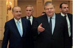 T&uuml;rkiye'nin gaz araması &uuml;&ccedil; &uuml;lkeyi birleştirdi