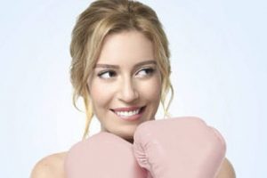 Sinem Kobal tedavi olmaya karar verdi!