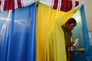 Ukrayna'da sandıktan ne &ccedil;ıktı?