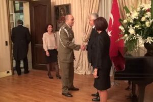 Paris B&uuml;y&uuml;kel&ccedil;iliği Cumhuriyet Resepsiyonu