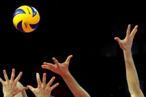 Voleybol ma&ccedil;ında aynı isme 2 kırmızı kart!