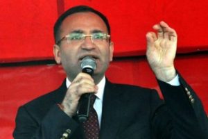 Abdullah &Ouml;calan &ouml;ld&uuml; m&uuml;? Bakan a&ccedil;ıkladı
