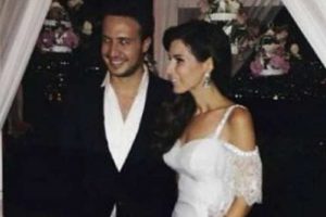 Hatice Şendil ve Burak Sağyaşar nişanlandı...