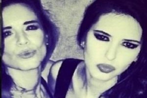 Ceylan &Ccedil;apa Eliz Saku&ccedil;oğlu'yla buzları eritti...
