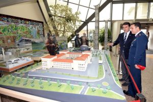Komutandan D&uuml;ndar'a ziyaret