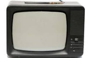 &Uuml;zerine televizyon d&uuml;şen Suriyeli &ccedil;ocuk yaşamını yitirdi