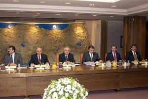 'Kırmızı kitap'tan kimler geldi kimler ge&ccedil;ti?
