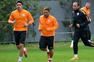 Sabri, Arena'da sahaya &ccedil;ıkıyor mu?