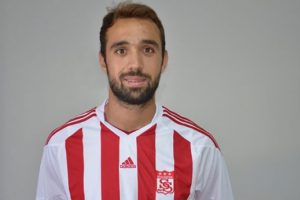 "İspanya'da bedava oynarım"