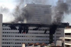Fransa'da radyo binası patladı
