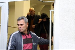 Dolandırıcılara 130 bin lirasını kaptırdı