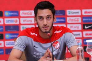 ManU Hakan'ın peşinde!