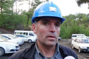 Bu kez kardeşini bulmak i&ccedil;in kazıyor