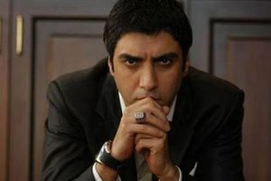 Necati Şaşmaz kaza ge&ccedil;irdi