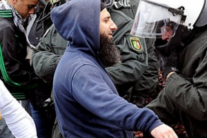 Almanların &ccedil;oğu İslam'ı tehlike olarak g&ouml;rm&uuml;yor