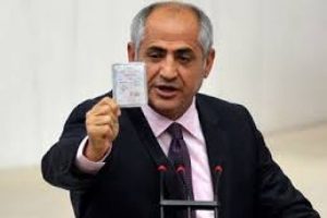 CHP'li vekilden, Maliye Bakanı'na protesto