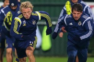 Fenerbah&ccedil;e'de derbi sonrası iki sakat var!