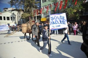 Zeytin festivali coşkusu