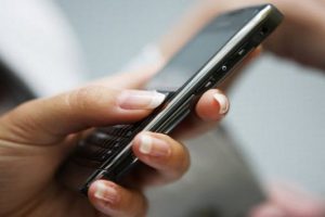 Telefonu elinizde yanlış tutmayın!