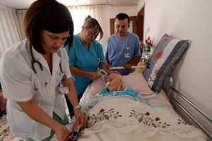 Yaşlı bakımında 'akıllı ev'&ccedil;&ouml;z&uuml;m&uuml;