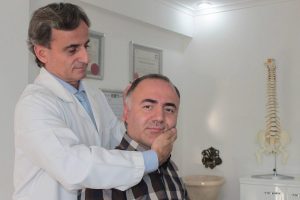 Migren ağrılarından manip&uuml;lasyonla kurtuldu