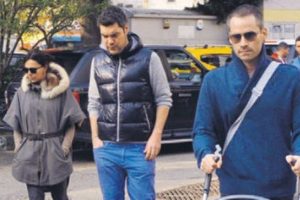 Hande Ataizi ekrana dönüyor...