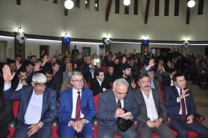 "Biz İstiklal Marşını tekrar yazmasını da biliriz"