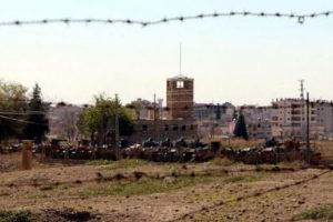 Nusaybin'de sınıra tank ve zırhlı ara&ccedil;lar yerleştirildi