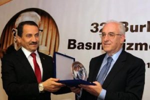 TGC Burhan Felek Basın Hizmet &Ouml;d&uuml;lleri sahiplerini buldu